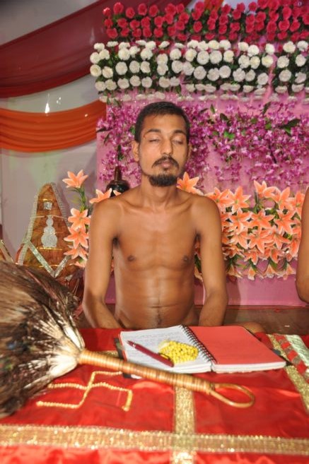 Muni Shri 108 Pavitranand Ji Maharaj