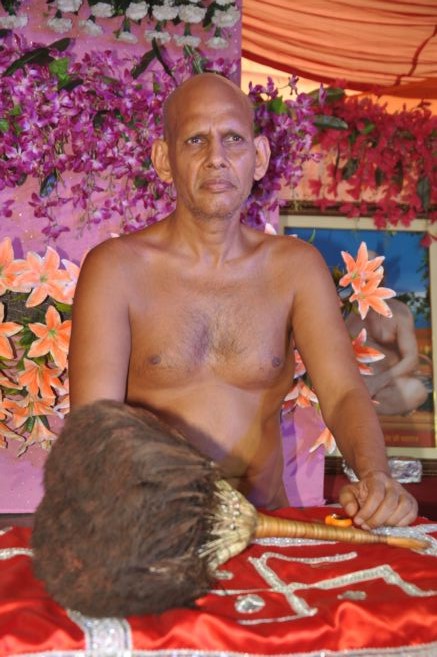Muni Shri 108 Sanyamanand Ji Maharaj