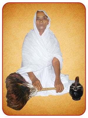Aryika Shri 105 Aadhyamati Mata Ji