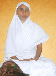 Aryika Shri 105 Aaradhyamati Mata Ji