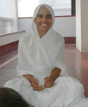 Photo of Aryika Shri 105 Bhavnamati Mata Ji
