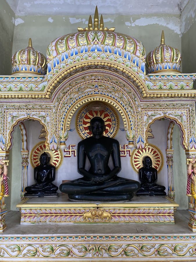 Sacred Darshan of Digamber Jain Temple Sidhwarkut - Moolnayak Bhagwan Rishabhanatha (Adinath)