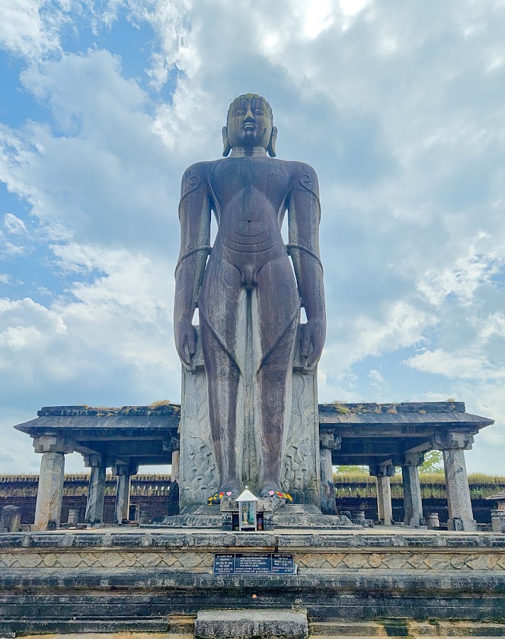 Sacred Darshan of Karkala Shri Gomateshwara Statue Karnataka - Moolnayak Bhagwan Jinendra Dev
